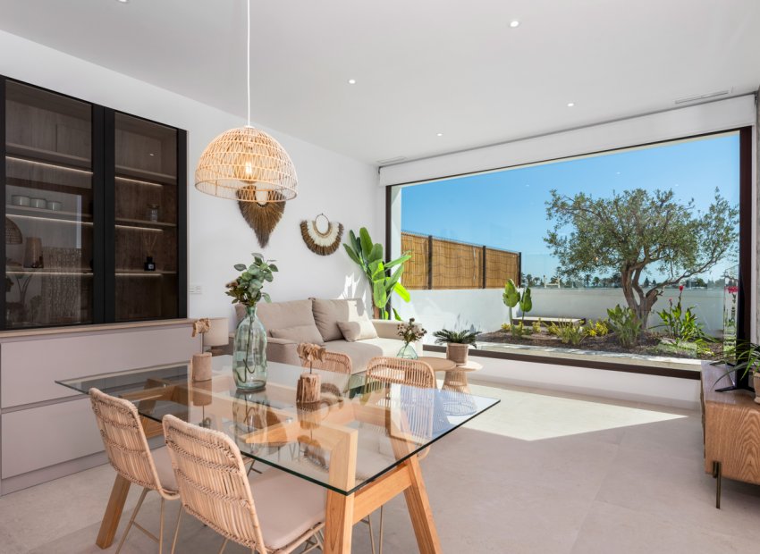 Obra nueva - Independiente / Villa -
Los Alcazares - Los Alcázares