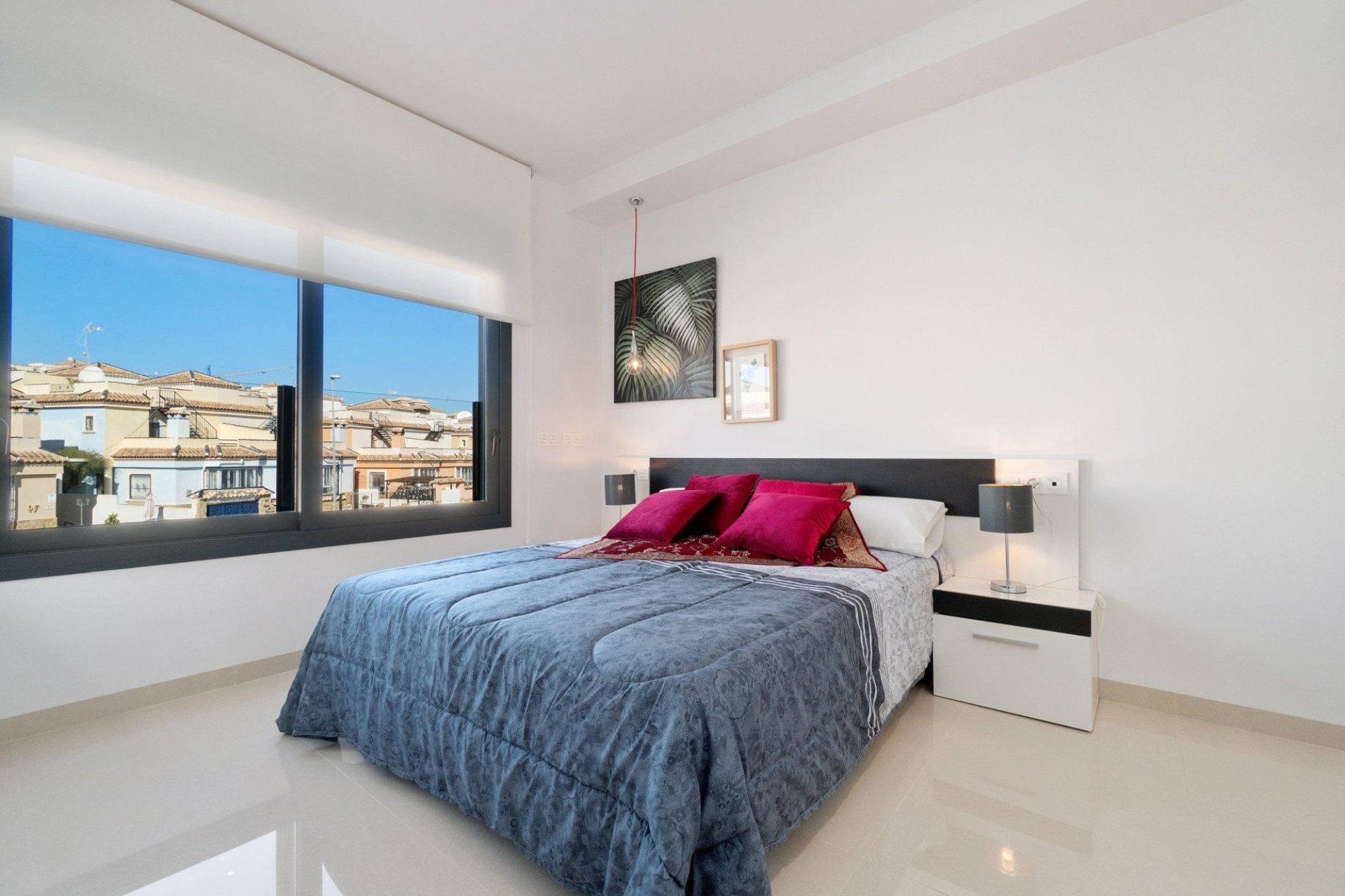 Obra nueva - Independiente / Villa -
Los Montesinos - La Herrada