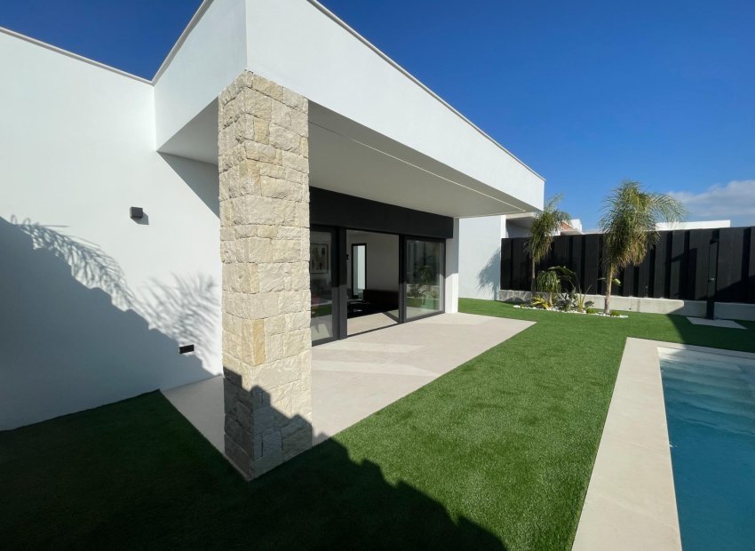 Obra nueva - Independiente / Villa -
Molina De Segura - Urb. La Quinta