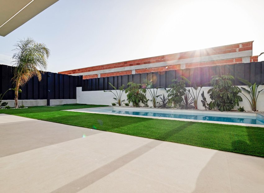 Obra nueva - Independiente / Villa -
Molina De Segura - Urb. La Quinta