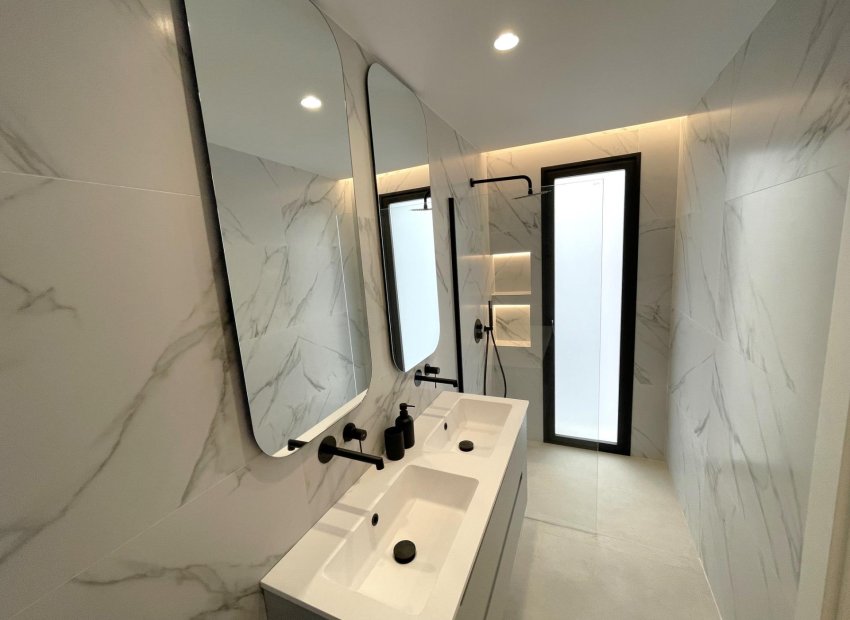 Obra nueva - Independiente / Villa -
Molina De Segura - Urb. La Quinta