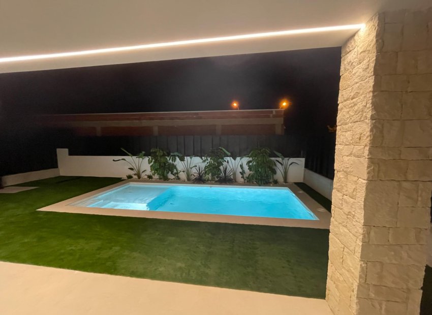 Obra nueva - Independiente / Villa -
Molina De Segura - Urb. La Quinta
