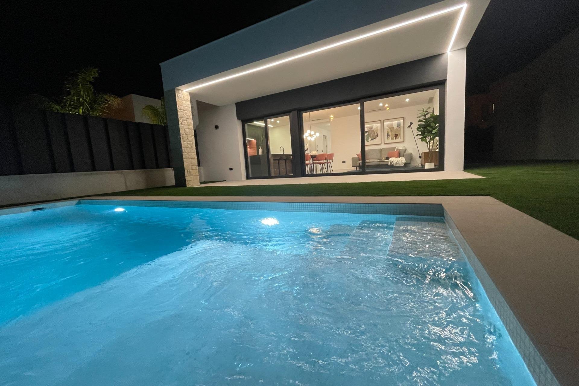 Obra nueva - Independiente / Villa -
Molina De Segura - Urb. La Quinta