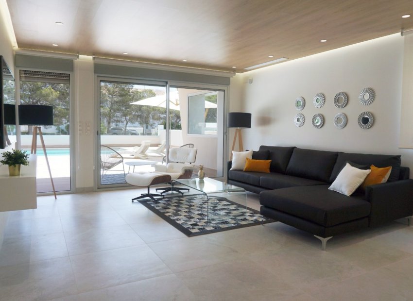 Obra nueva - Independiente / Villa -
Orihuela Costa - Aguamarina
