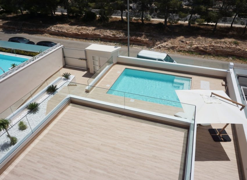 Obra nueva - Independiente / Villa -
Orihuela Costa - Aguamarina