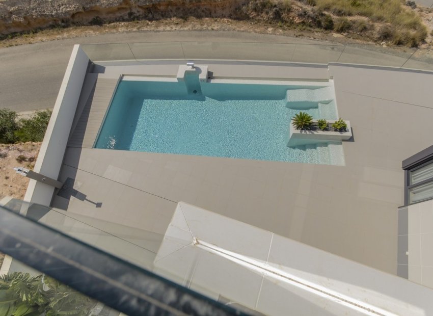 Obra nueva - Independiente / Villa -
Orihuela Costa - Campoamor