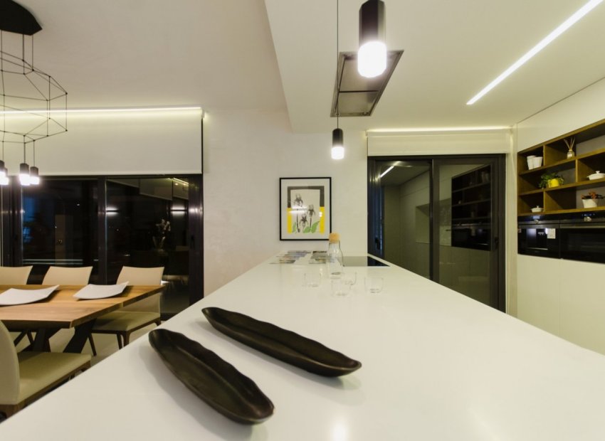 Obra nueva - Independiente / Villa -
Orihuela Costa - Campoamor