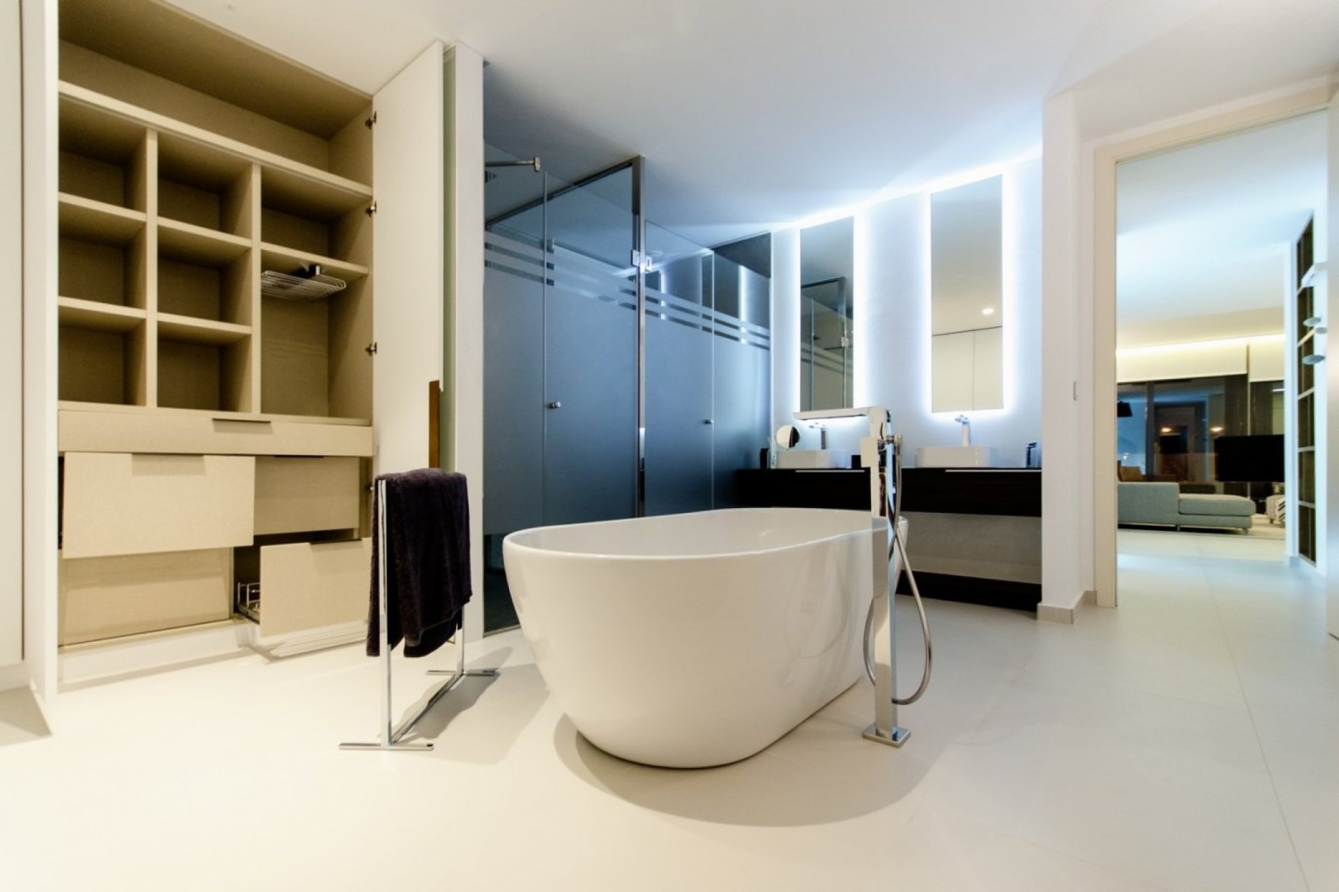 Obra nueva - Independiente / Villa -
Orihuela Costa - Campoamor