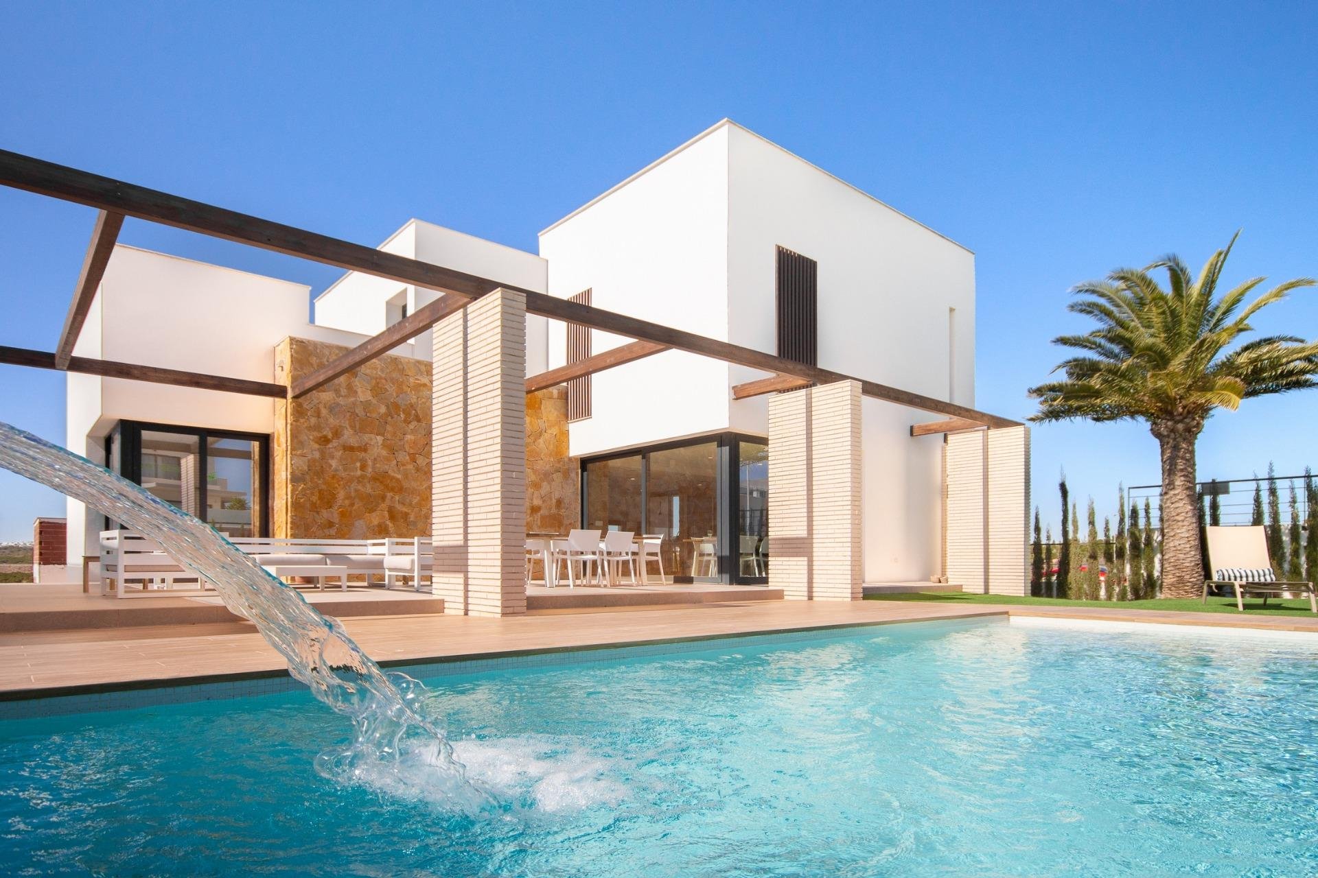 Obra nueva - Independiente / Villa -
Orihuela Costa - Campoamor