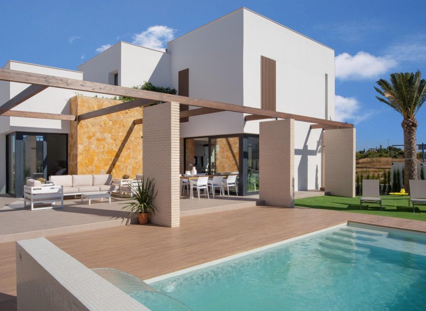 Obra nueva - Independiente / Villa -
Orihuela Costa - Campoamor