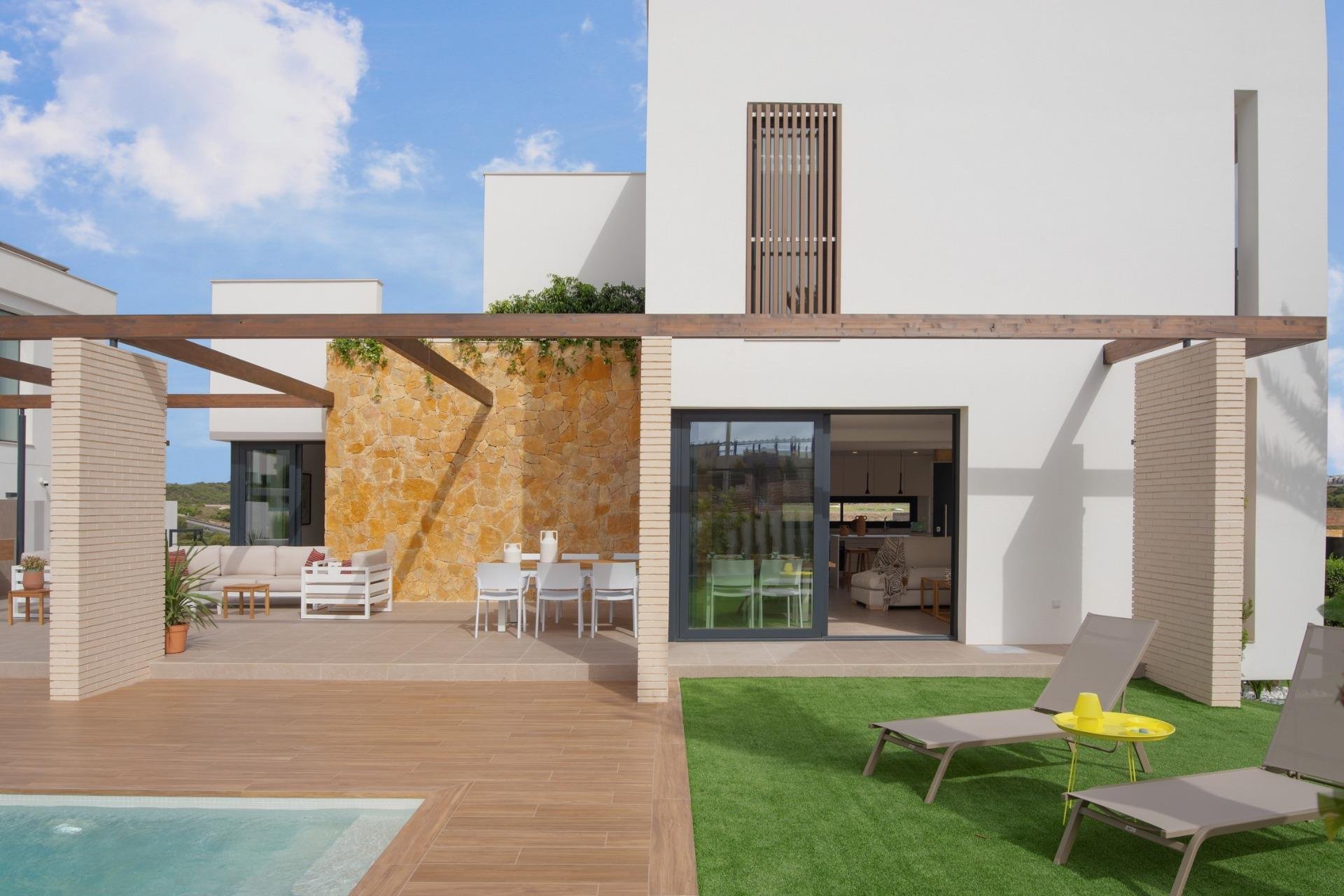 Obra nueva - Independiente / Villa -
Orihuela Costa - Campoamor