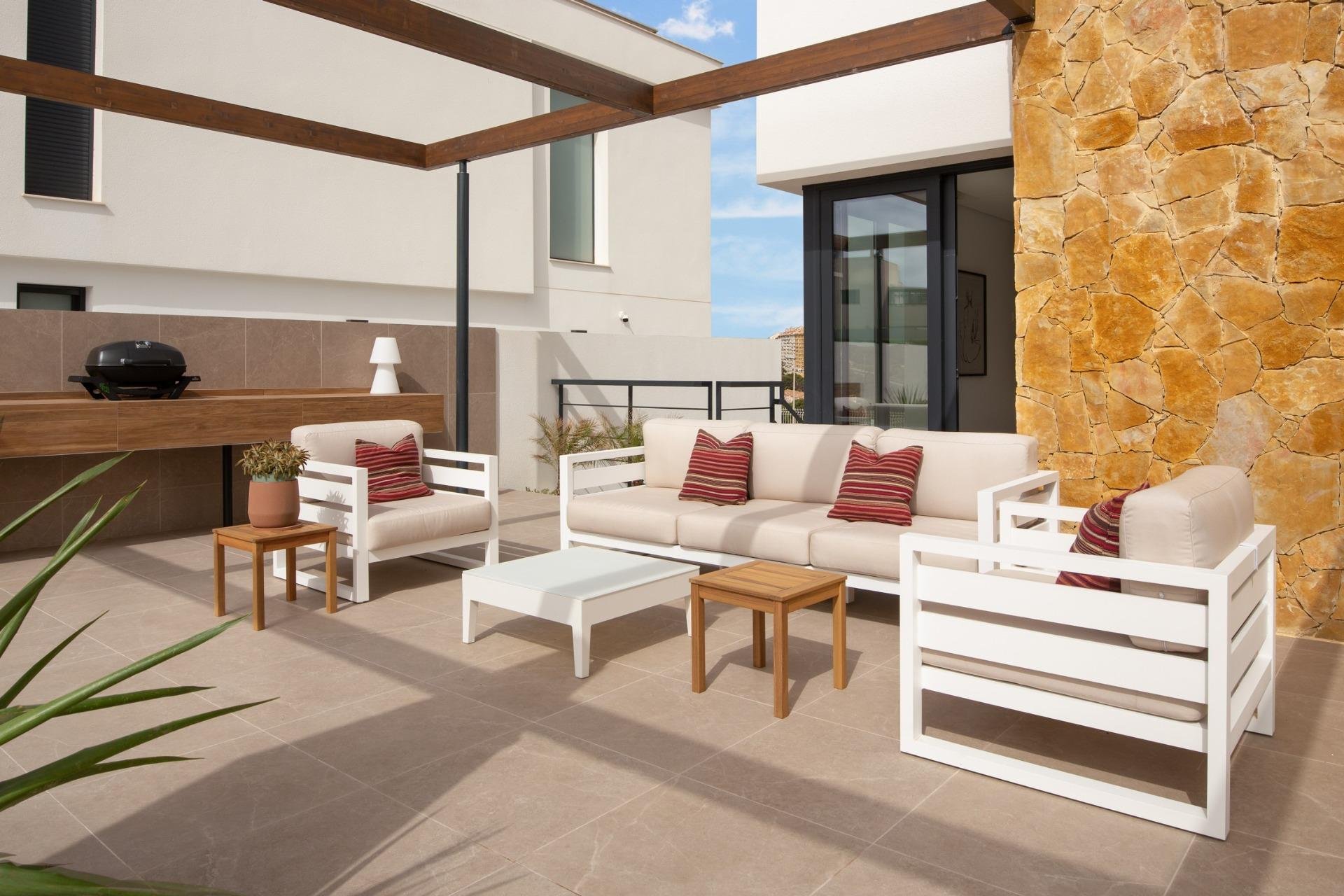 Obra nueva - Independiente / Villa -
Orihuela Costa - Campoamor