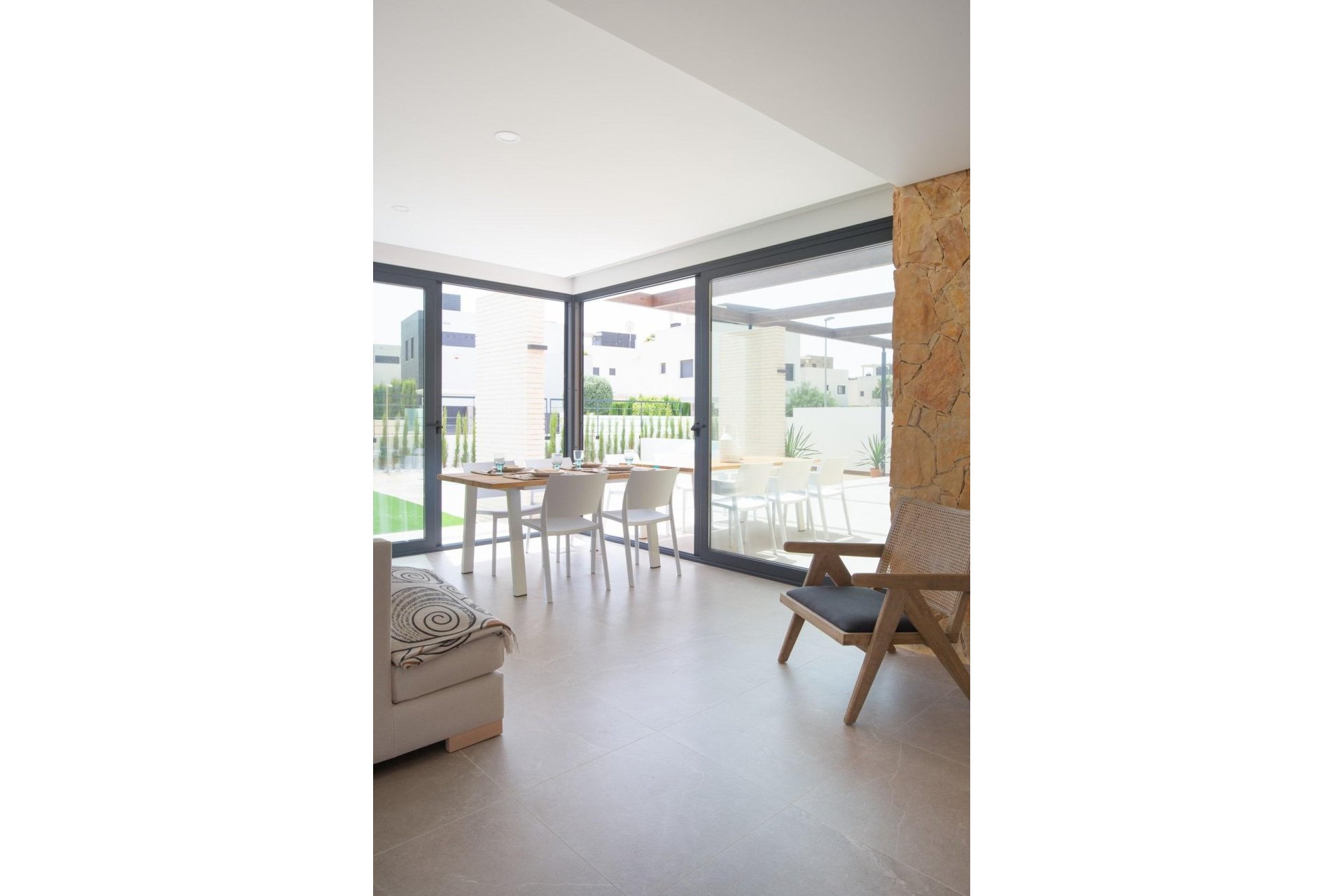 Obra nueva - Independiente / Villa -
Orihuela Costa - Campoamor