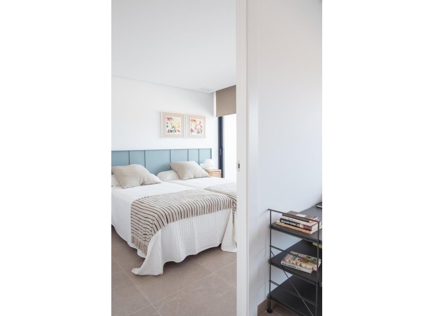 Obra nueva - Independiente / Villa -
Orihuela Costa - Campoamor