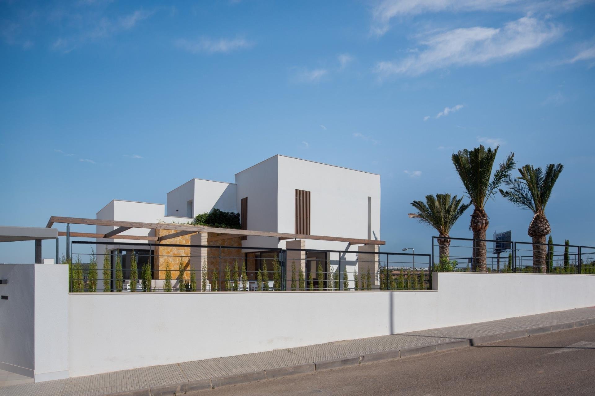 Obra nueva - Independiente / Villa -
Orihuela Costa - Campoamor
