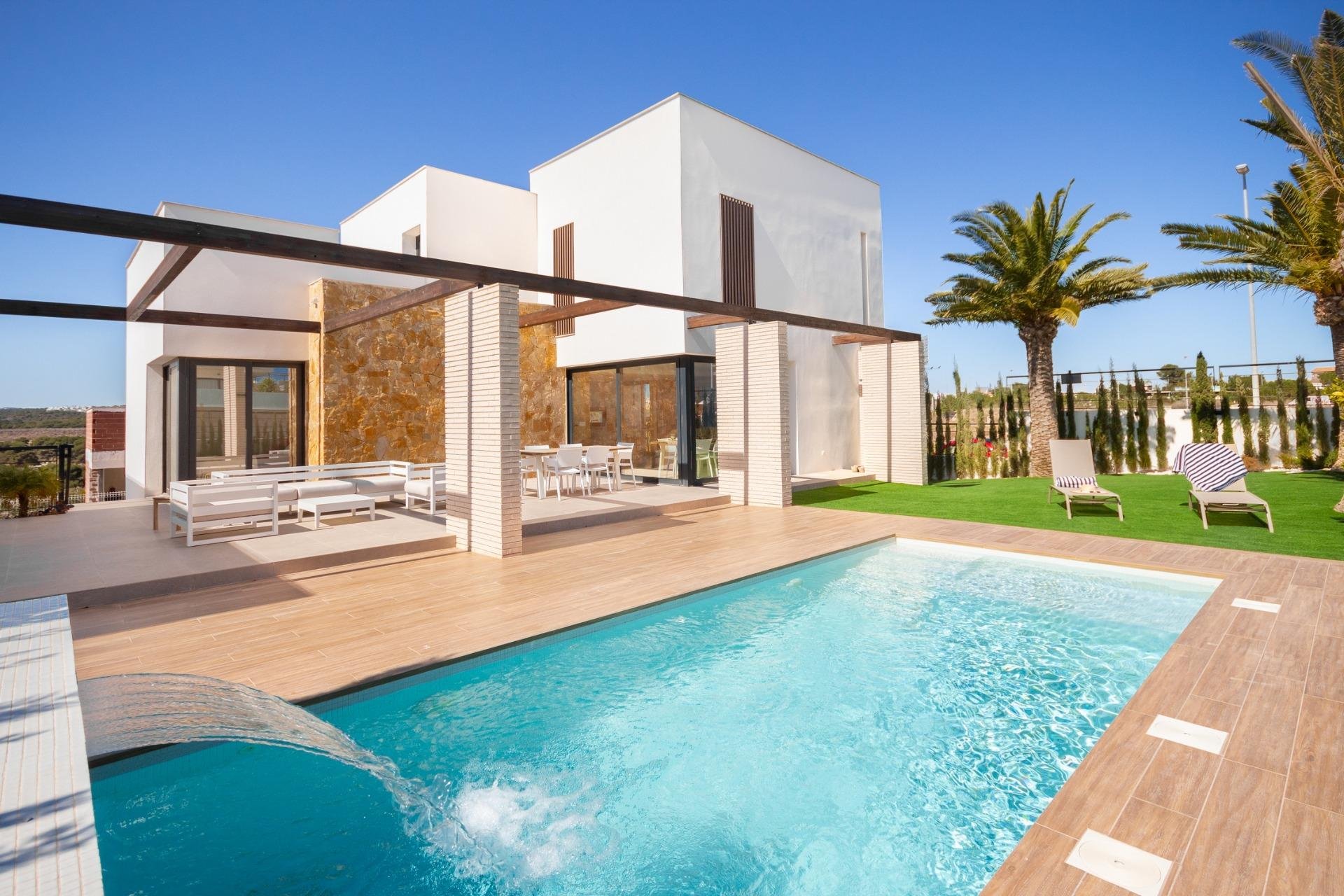 Obra nueva - Independiente / Villa -
Orihuela Costa - Campoamor