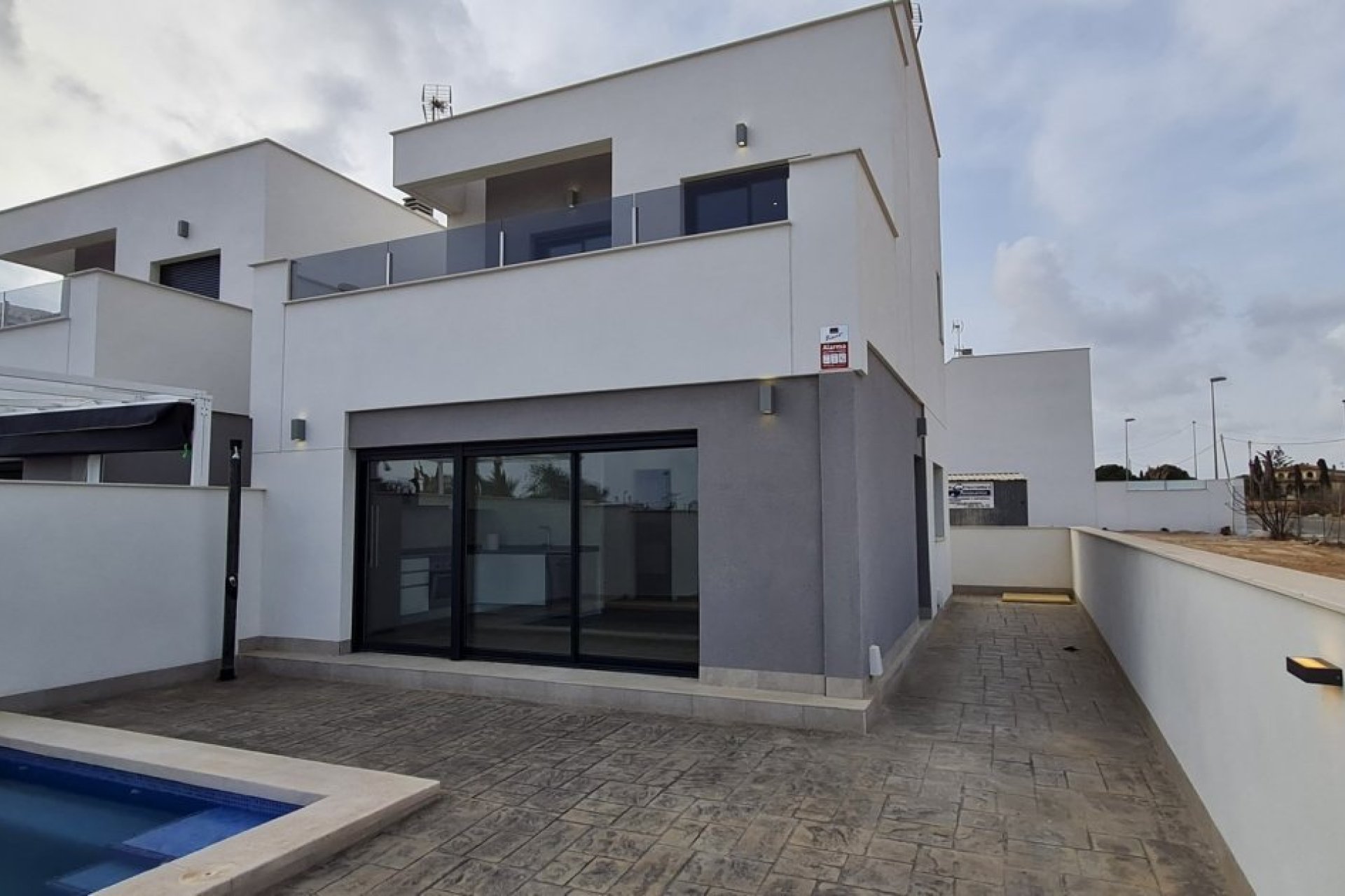Obra nueva - Independiente / Villa -
Orihuela Costa - El Barranco