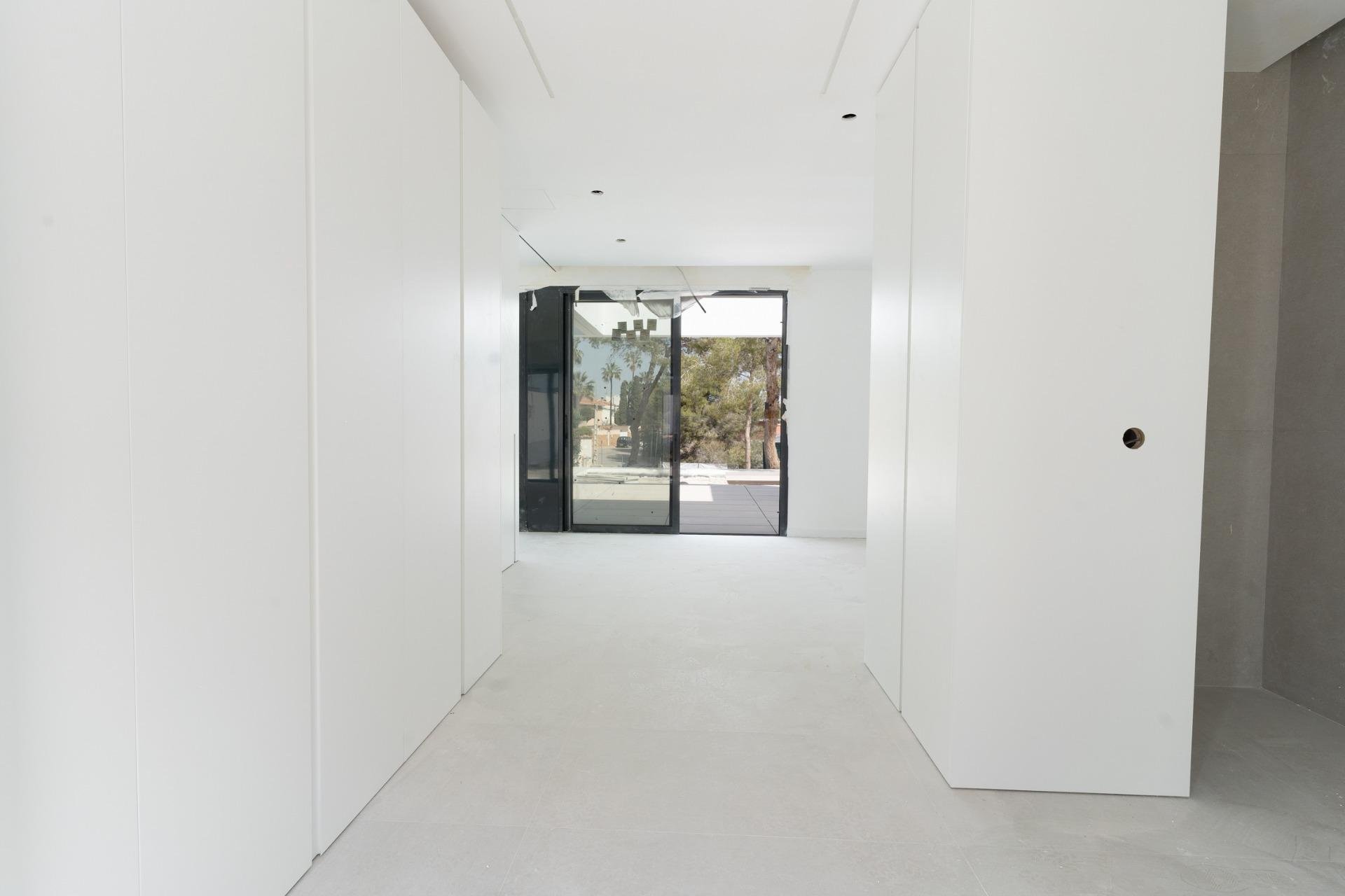 Obra nueva - Independiente / Villa -
Orihuela Costa - Las Filipinas