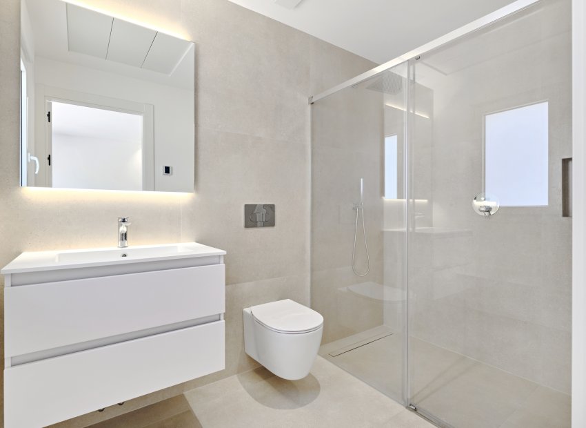 Obra nueva - Independiente / Villa -
Orihuela Costa - Los Dolses