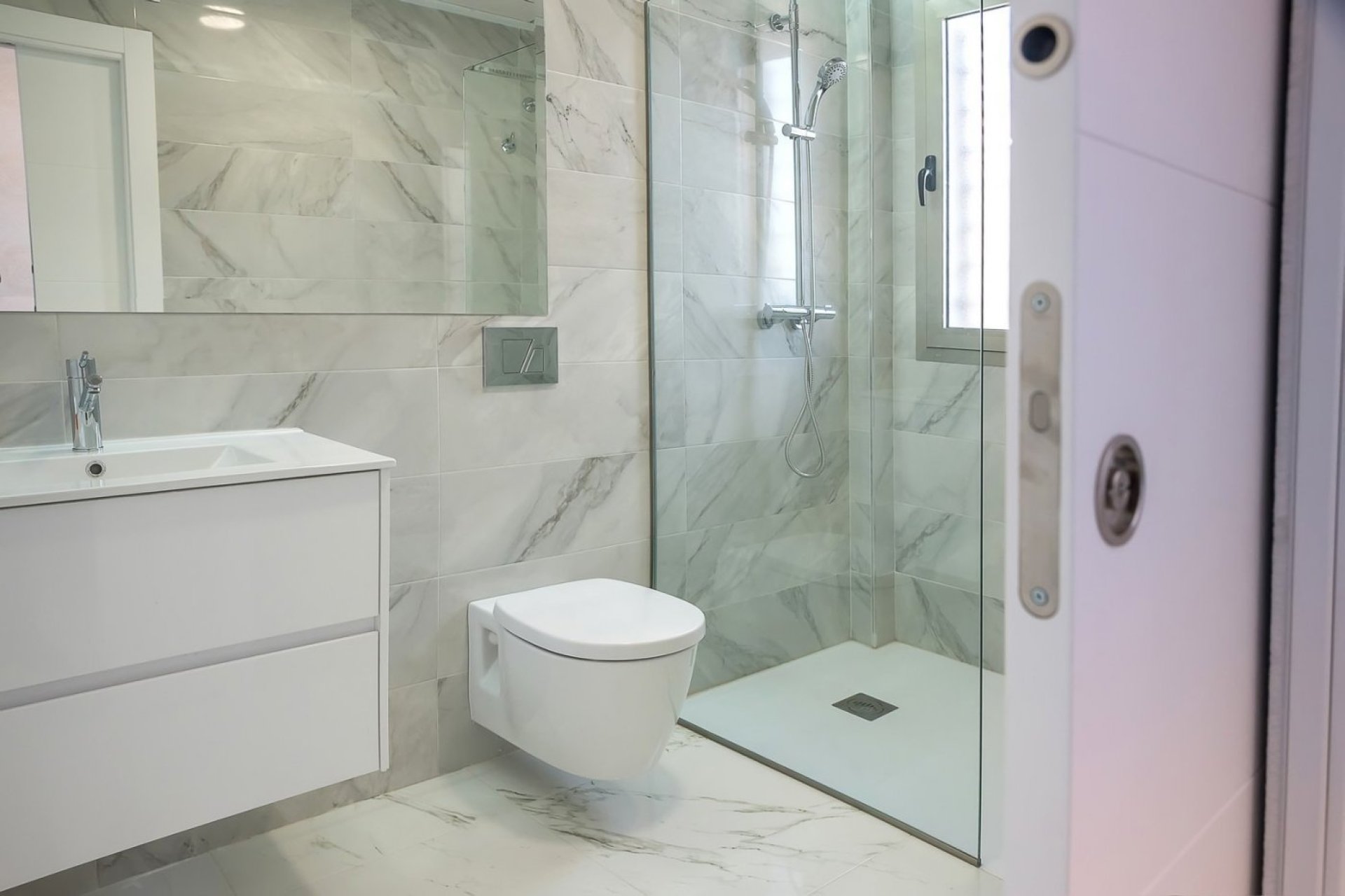 Obra nueva - Independiente / Villa -
Orihuela Costa - Villamartín