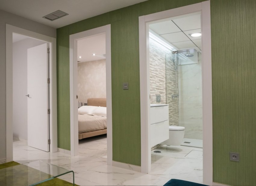 Obra nueva - Independiente / Villa -
Orihuela Costa - Villamartín