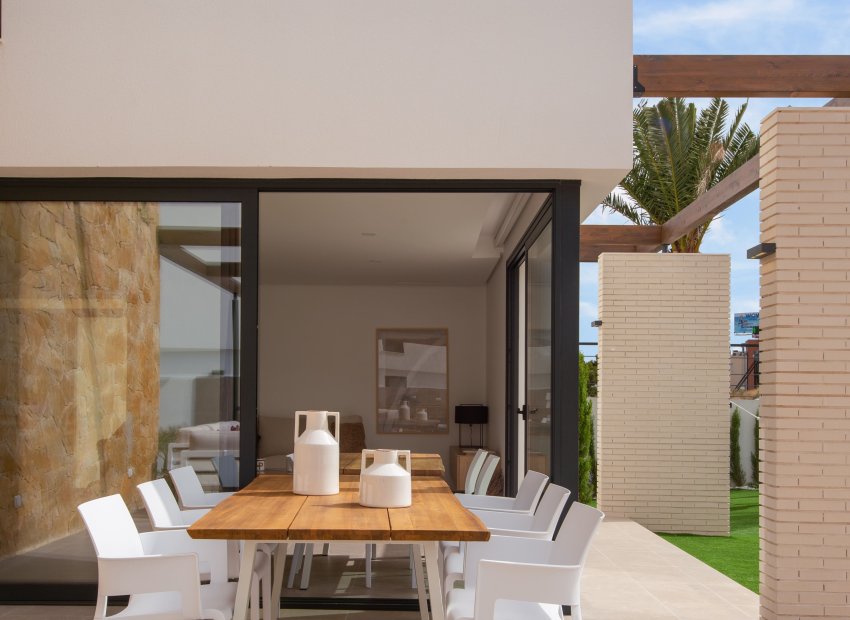 Obra nueva - Independiente / Villa -
Orihuela Costa