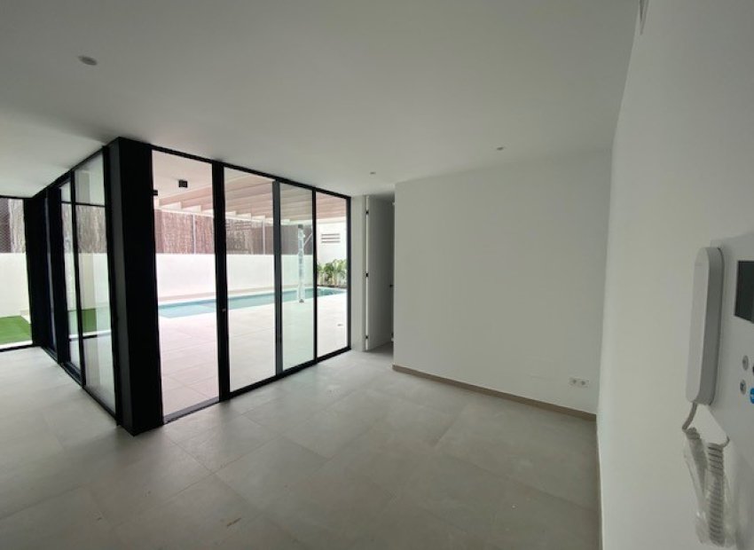 Obra nueva - Independiente / Villa -
Orihuela Costa