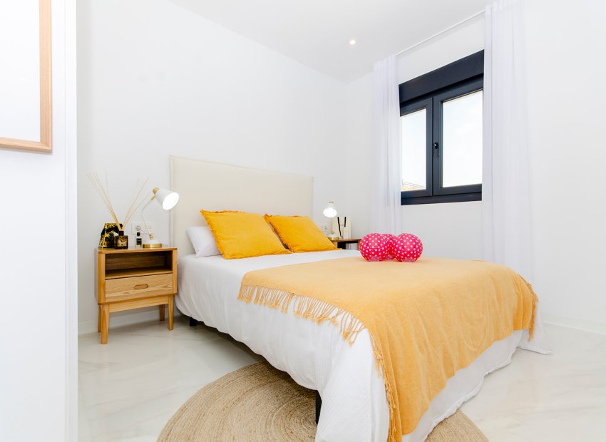 Obra nueva - Independiente / Villa -
Orihuela - Entre Naranjos Vistabella Golf