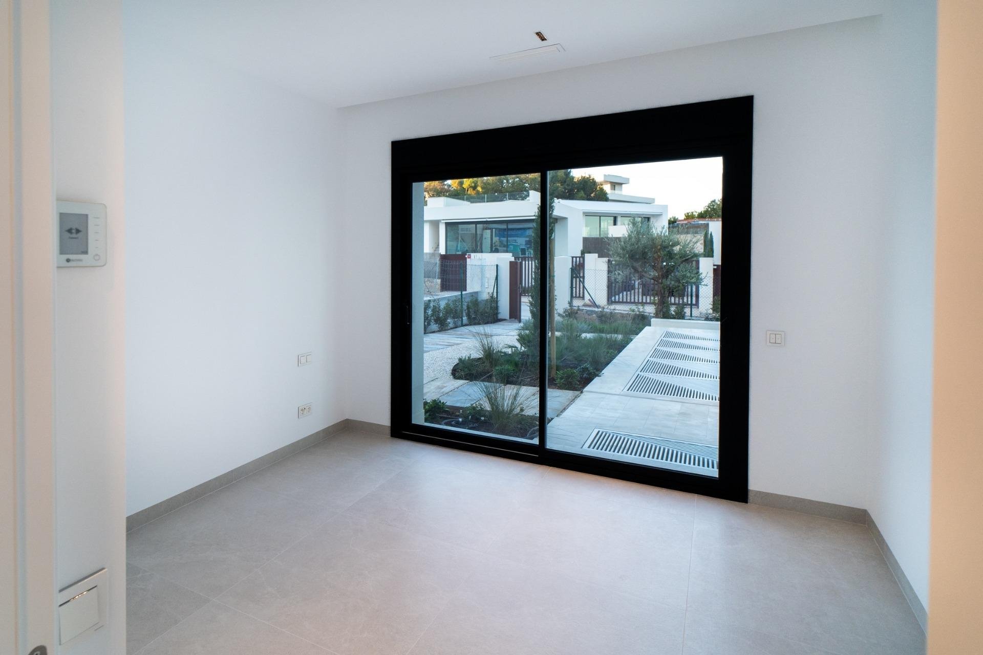 Obra nueva - Independiente / Villa -
Orihuela - Las Colinas Golf