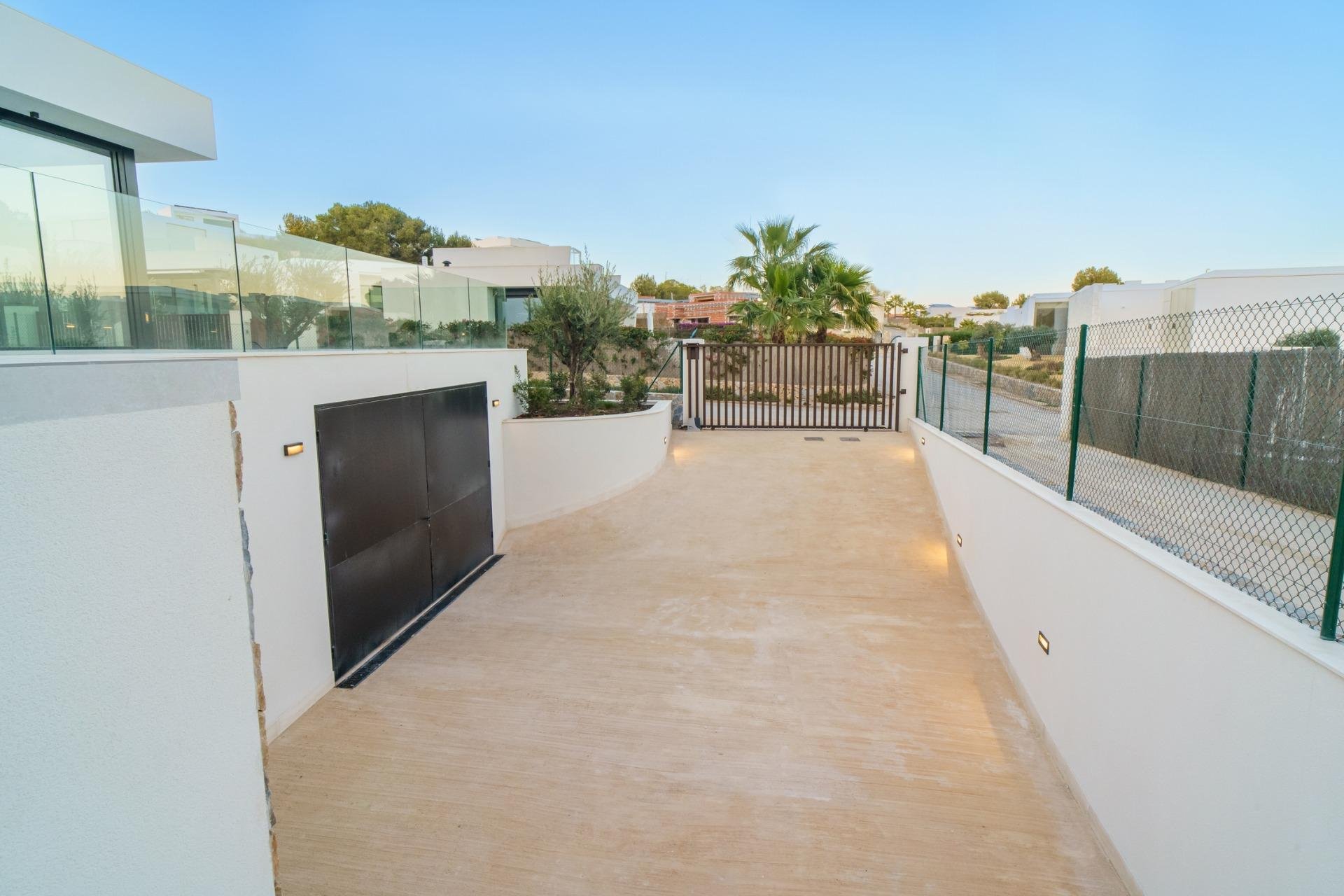 Obra nueva - Independiente / Villa -
Orihuela - Las Colinas Golf