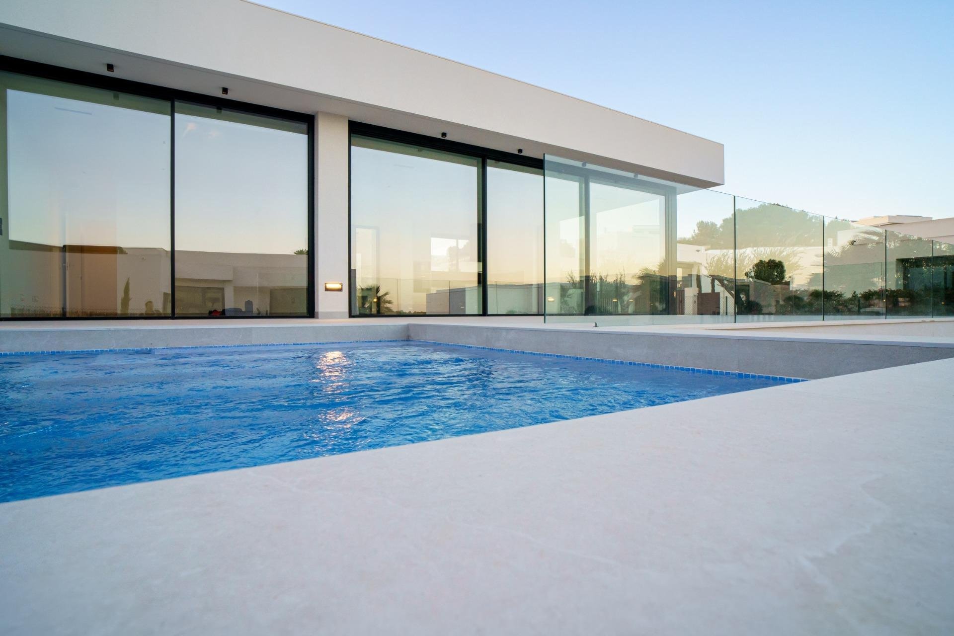 Obra nueva - Independiente / Villa -
Orihuela - Las Colinas Golf