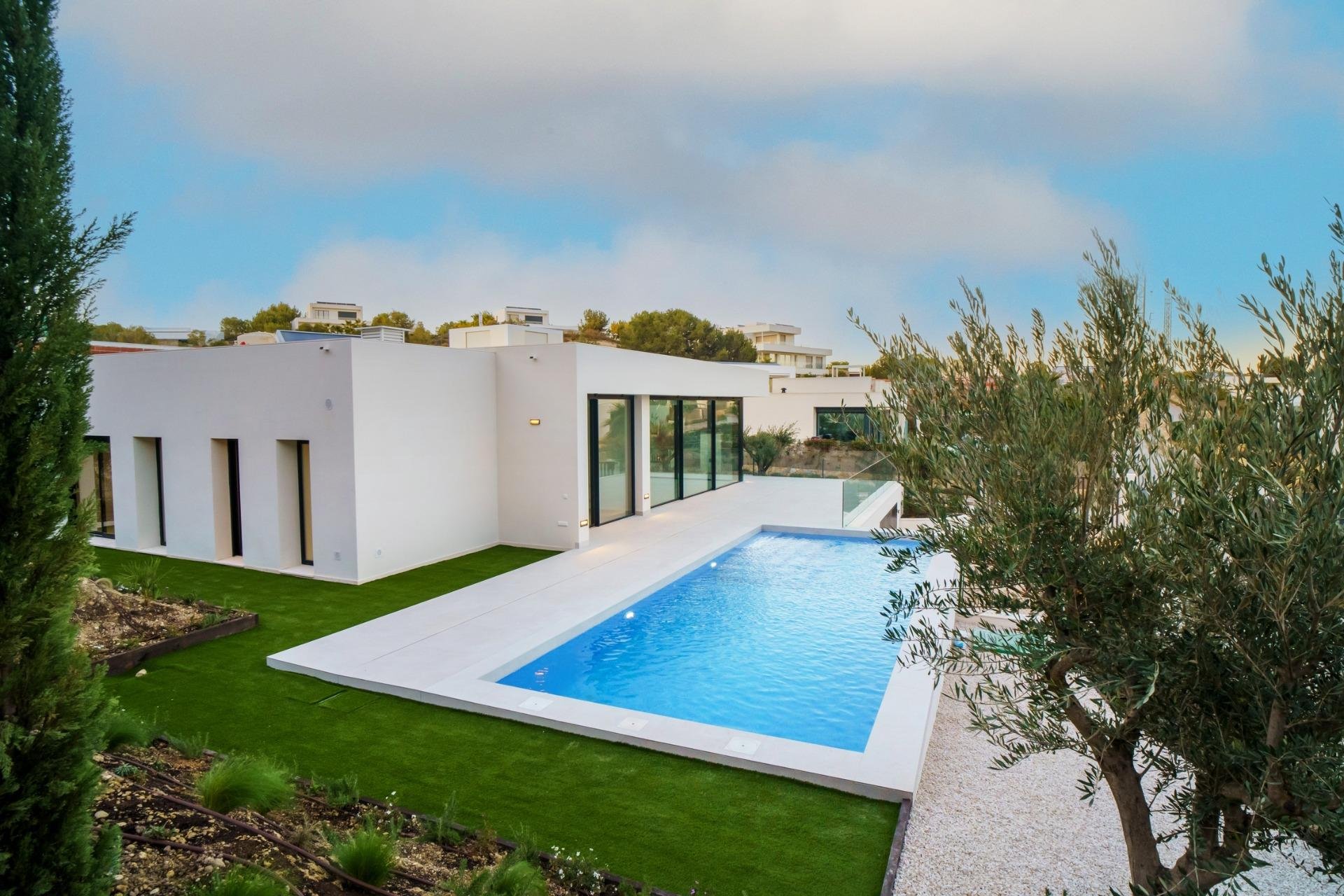 Obra nueva - Independiente / Villa -
Orihuela - Las Colinas Golf