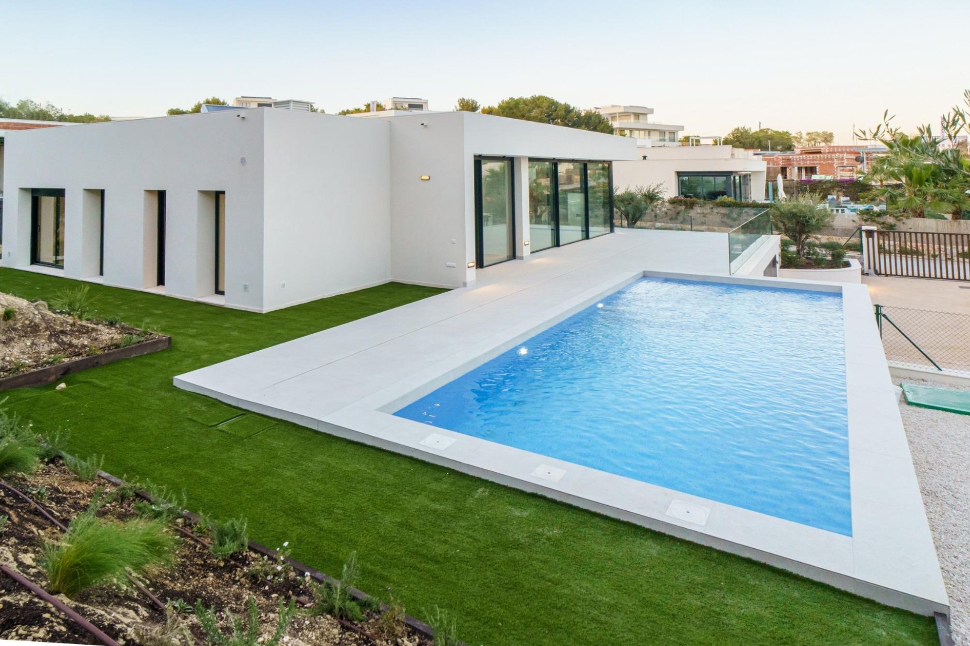Obra nueva - Independiente / Villa -
Orihuela - Las Colinas Golf
