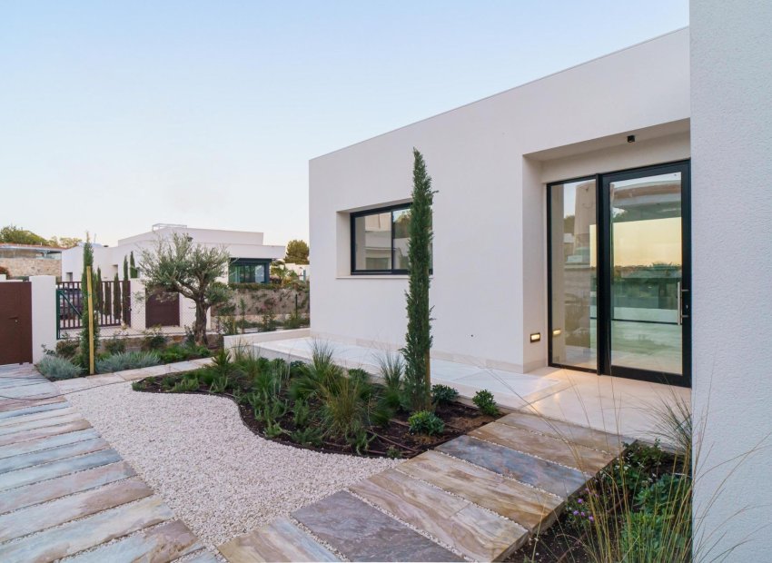 Obra nueva - Independiente / Villa -
Orihuela - Las Colinas Golf