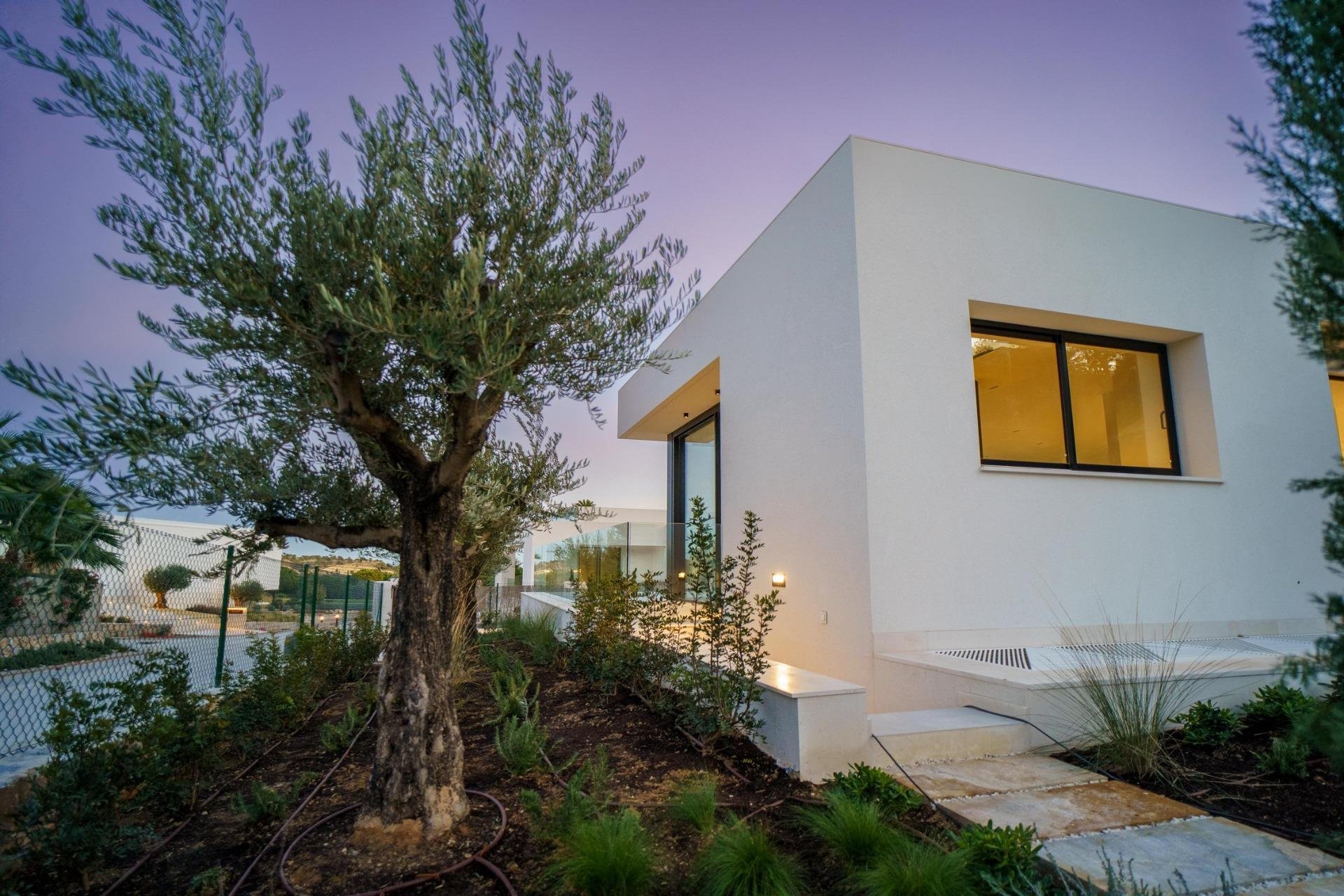 Obra nueva - Independiente / Villa -
Orihuela - Las Colinas Golf