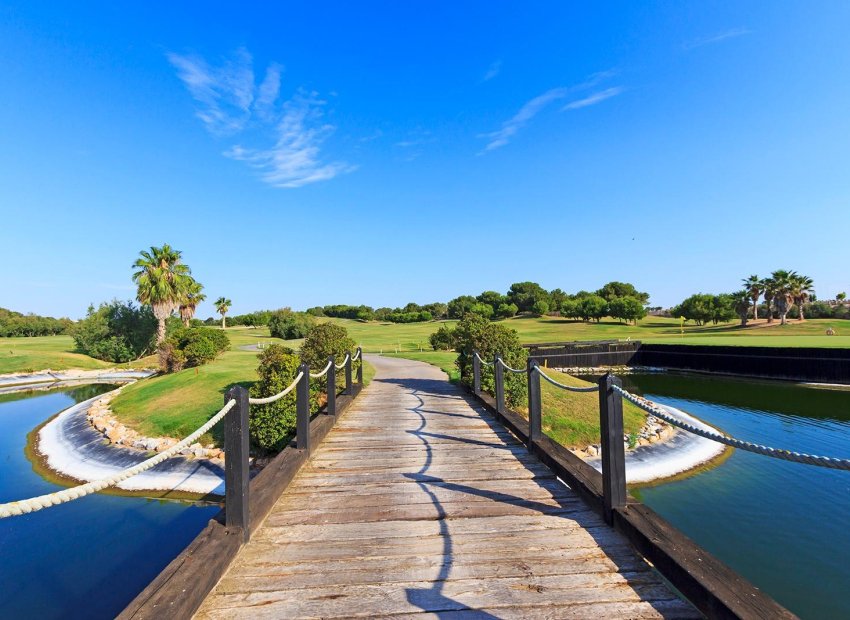 Obra nueva - Independiente / Villa -
Pilar de la Horadada - Lo Romero Golf