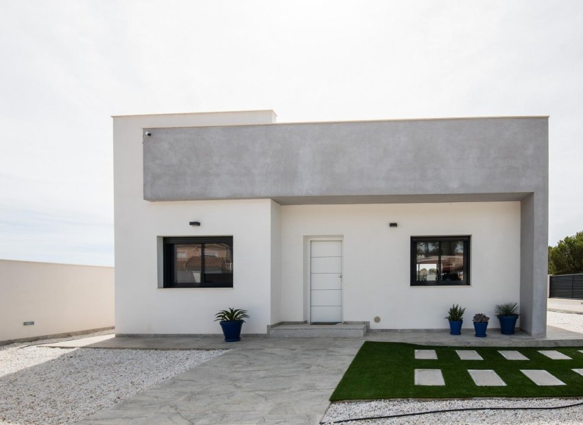 Obra nueva - Independiente / Villa -
Pilar de la Horadada - Pinar de Campoverde