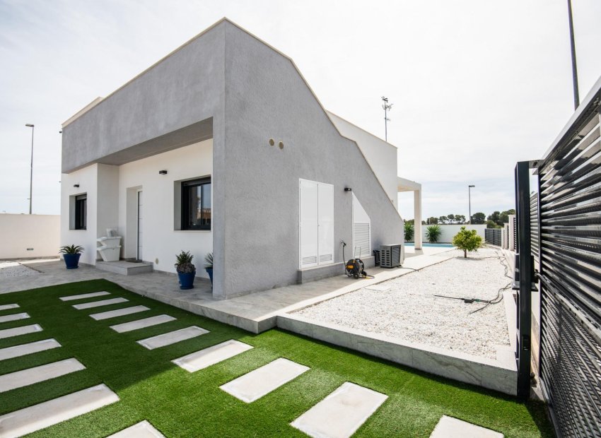 Obra nueva - Independiente / Villa -
Pilar de la Horadada - Pinar de Campoverde
