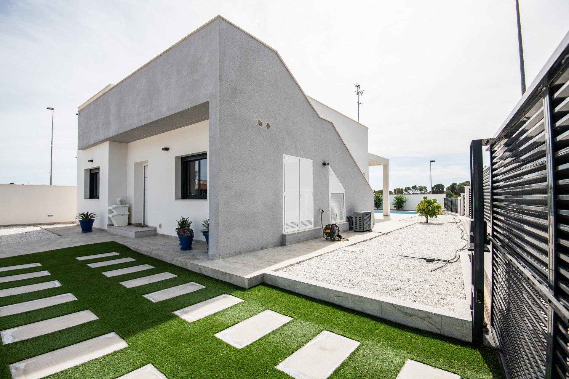 Obra nueva - Independiente / Villa -
Pilar de la Horadada - Pinar de Campoverde