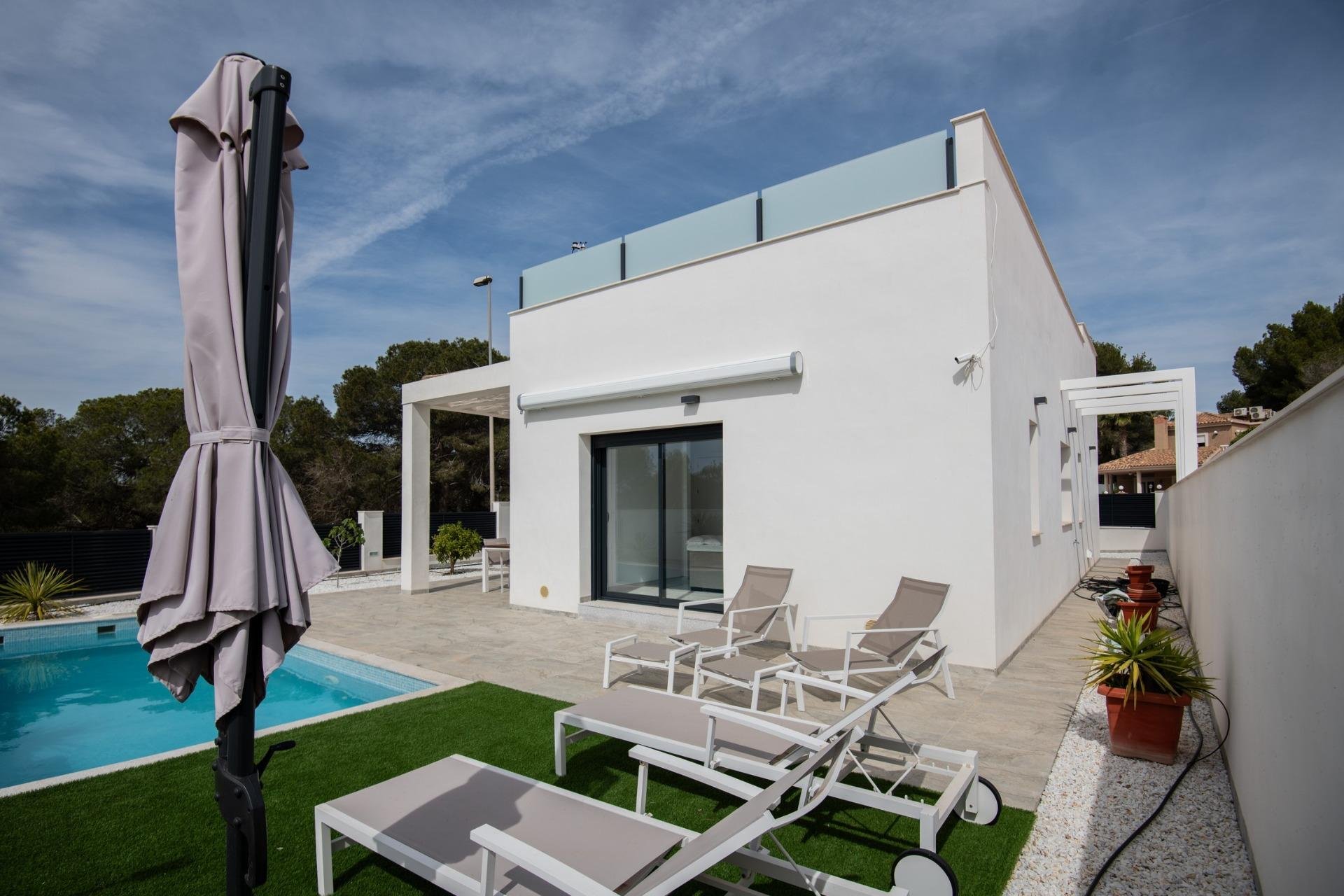 Obra nueva - Independiente / Villa -
Pilar de la Horadada - Pinar de Campoverde