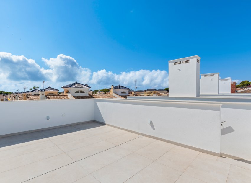 Obra nueva - Independiente / Villa -
Pilar de la Horadada