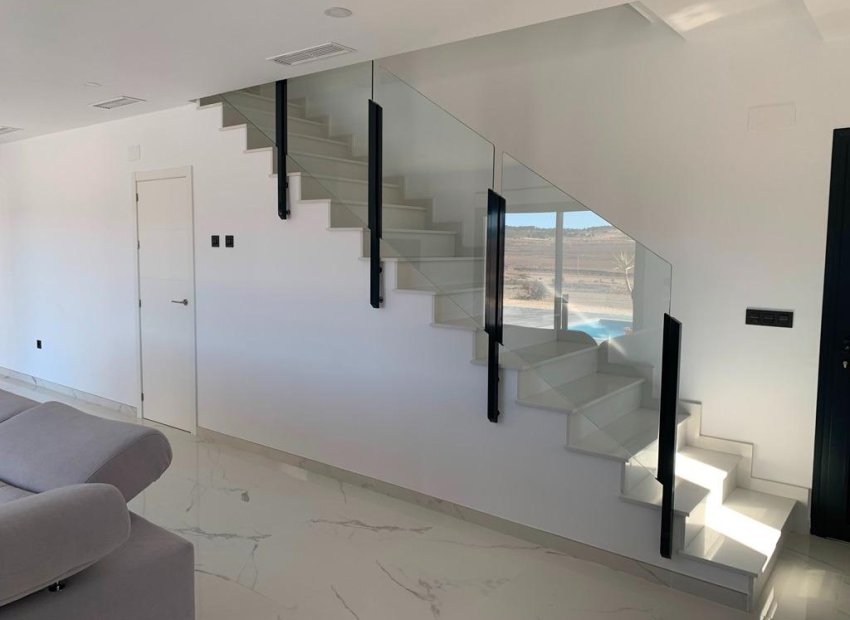 Obra nueva - Independiente / Villa -
Pinoso - Camino Del Prado
