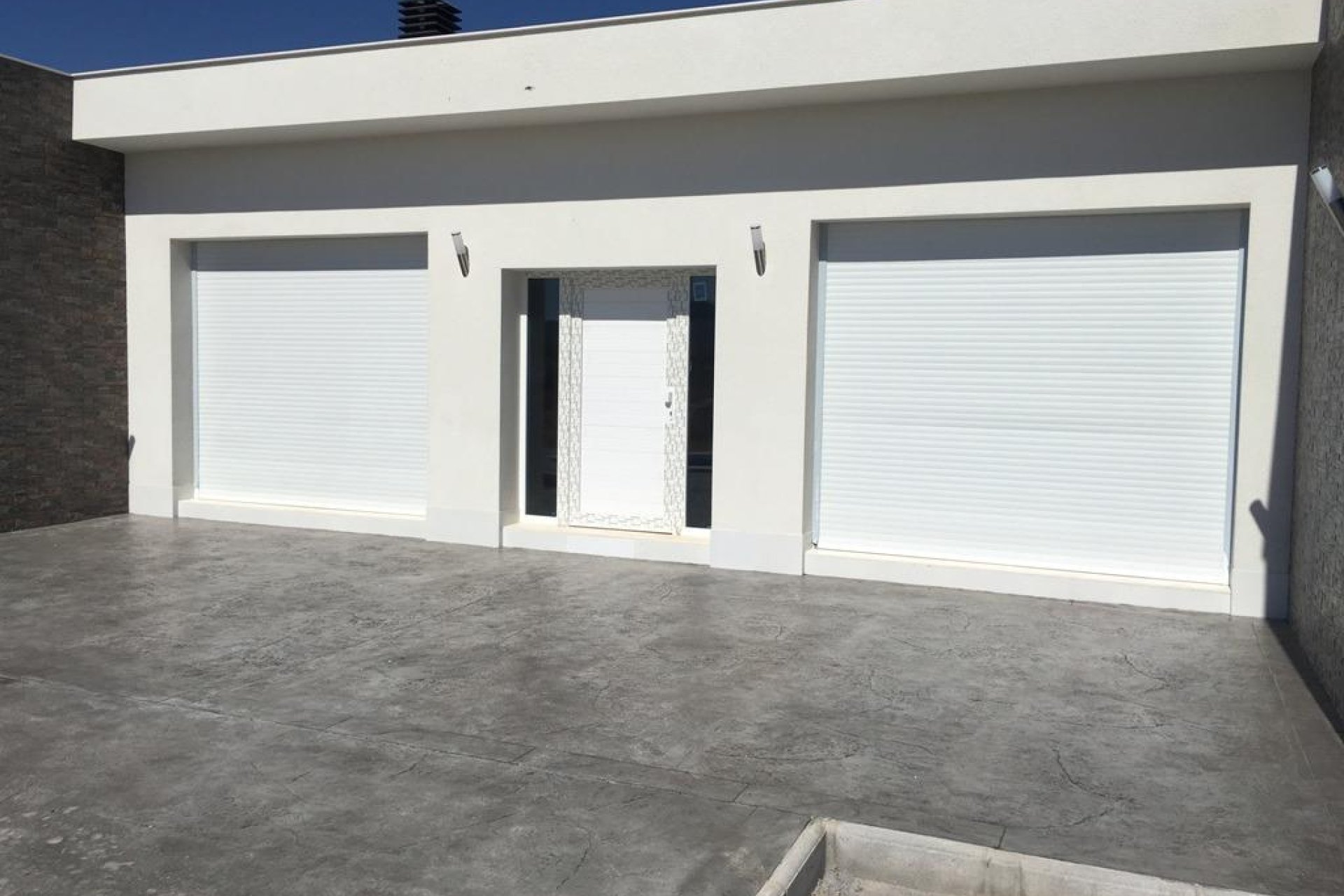 Obra nueva - Independiente / Villa -
Pinoso - Camino Del Prado