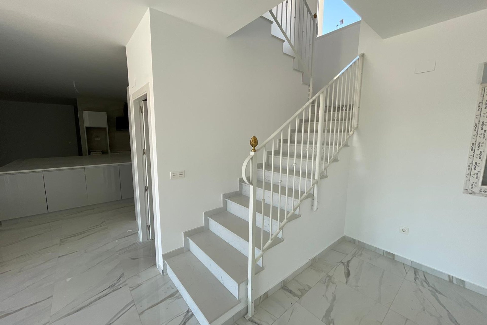 Obra nueva - Independiente / Villa -
Pinoso - Camino Del Prado