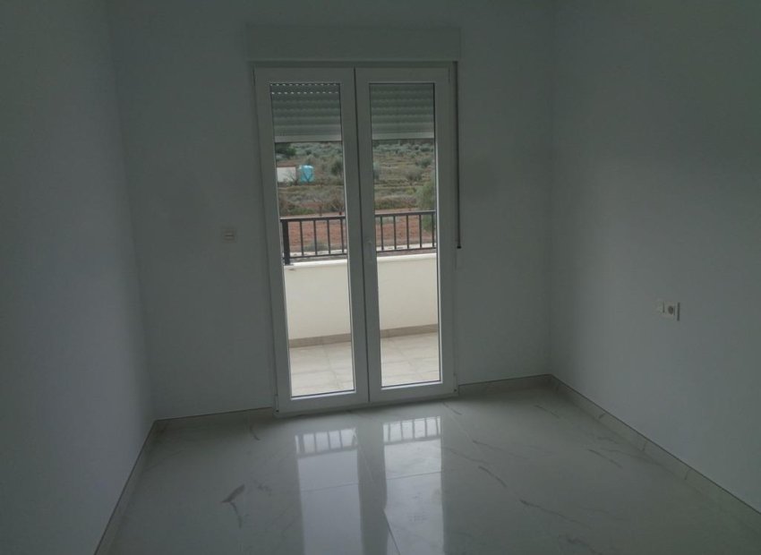 Obra nueva - Independiente / Villa -
Pinoso - Camino Del Prado