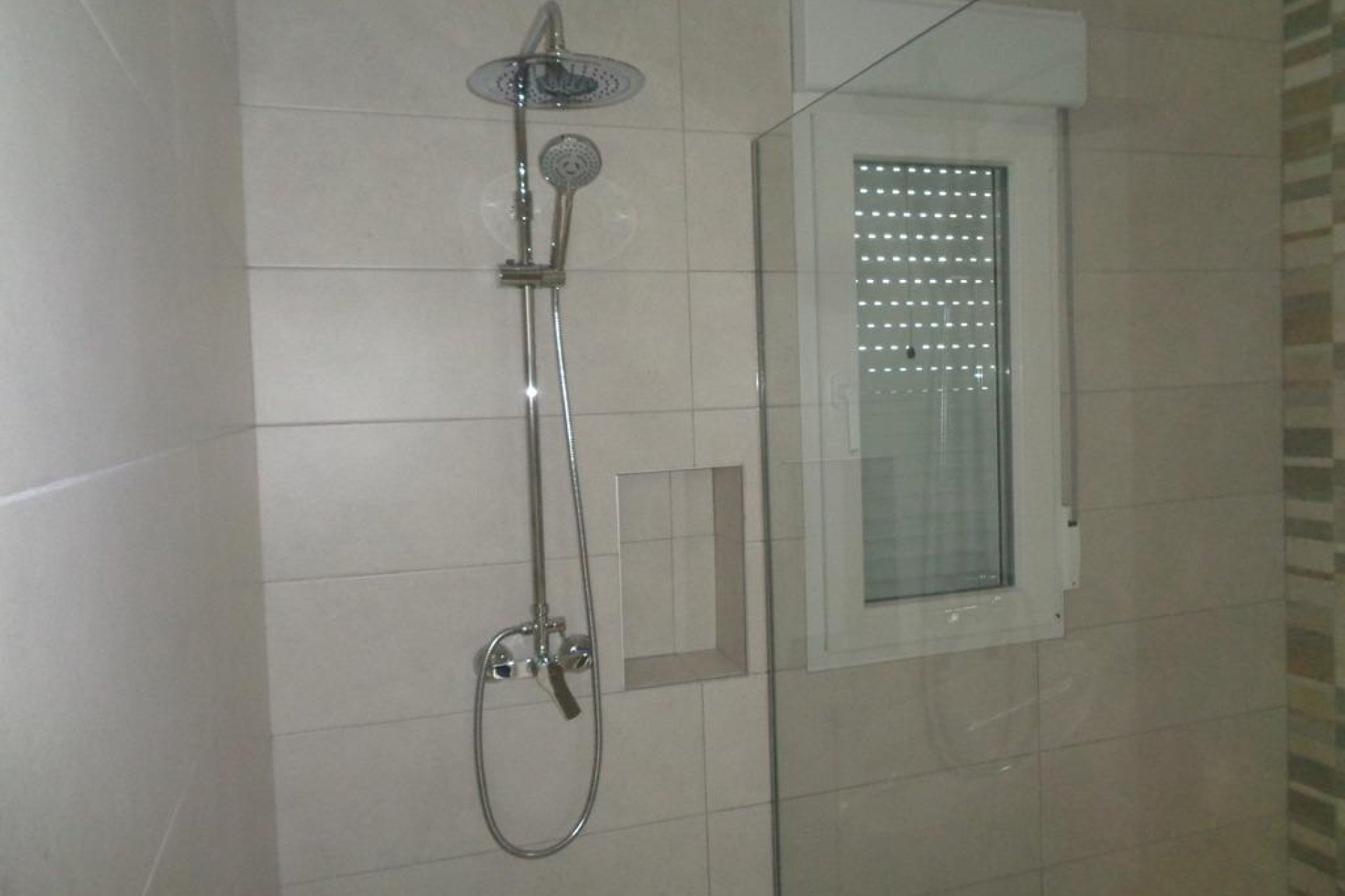 Obra nueva - Independiente / Villa -
Pinoso - Camino Del Prado