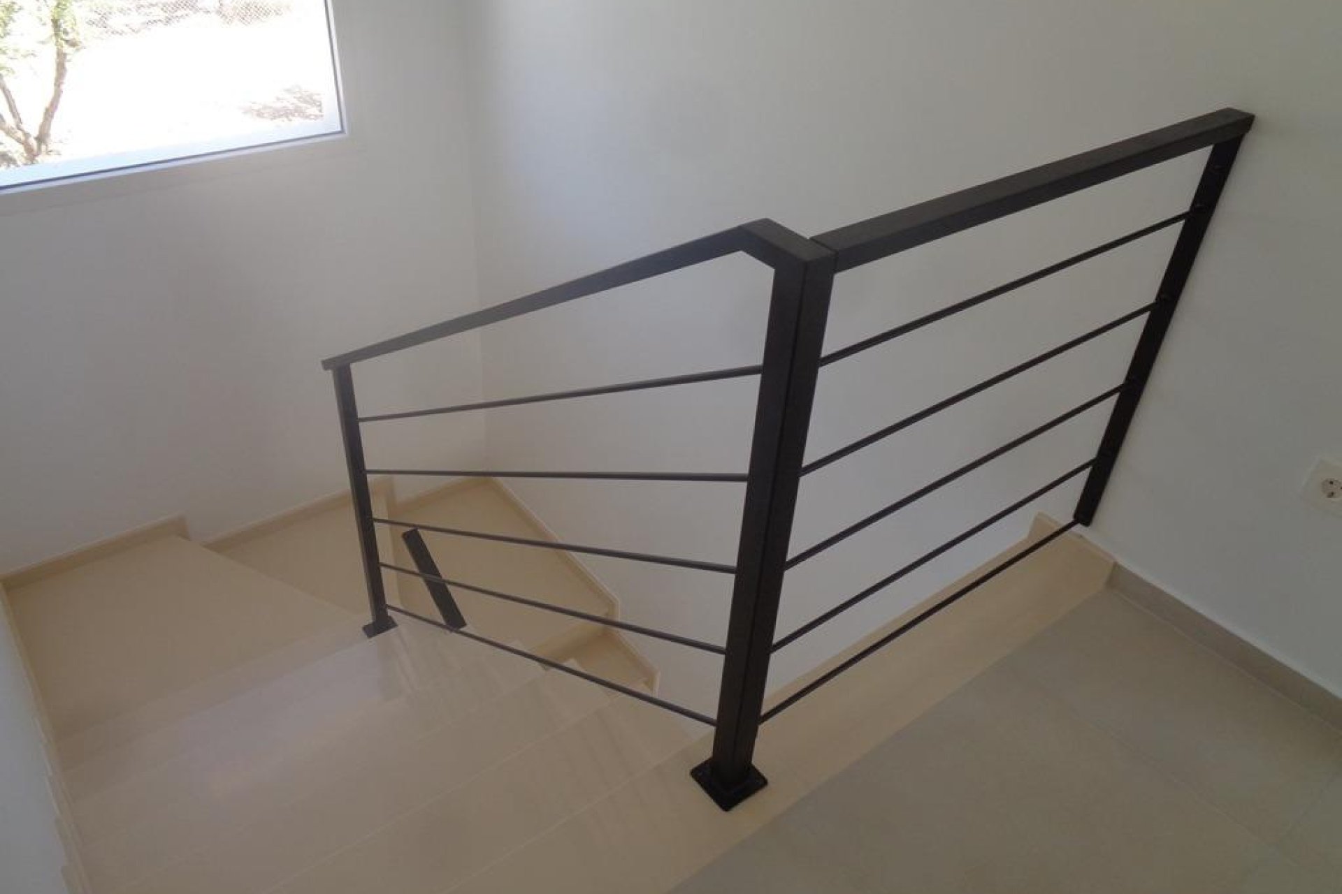 Obra nueva - Independiente / Villa -
Pinoso - Camino Del Prado