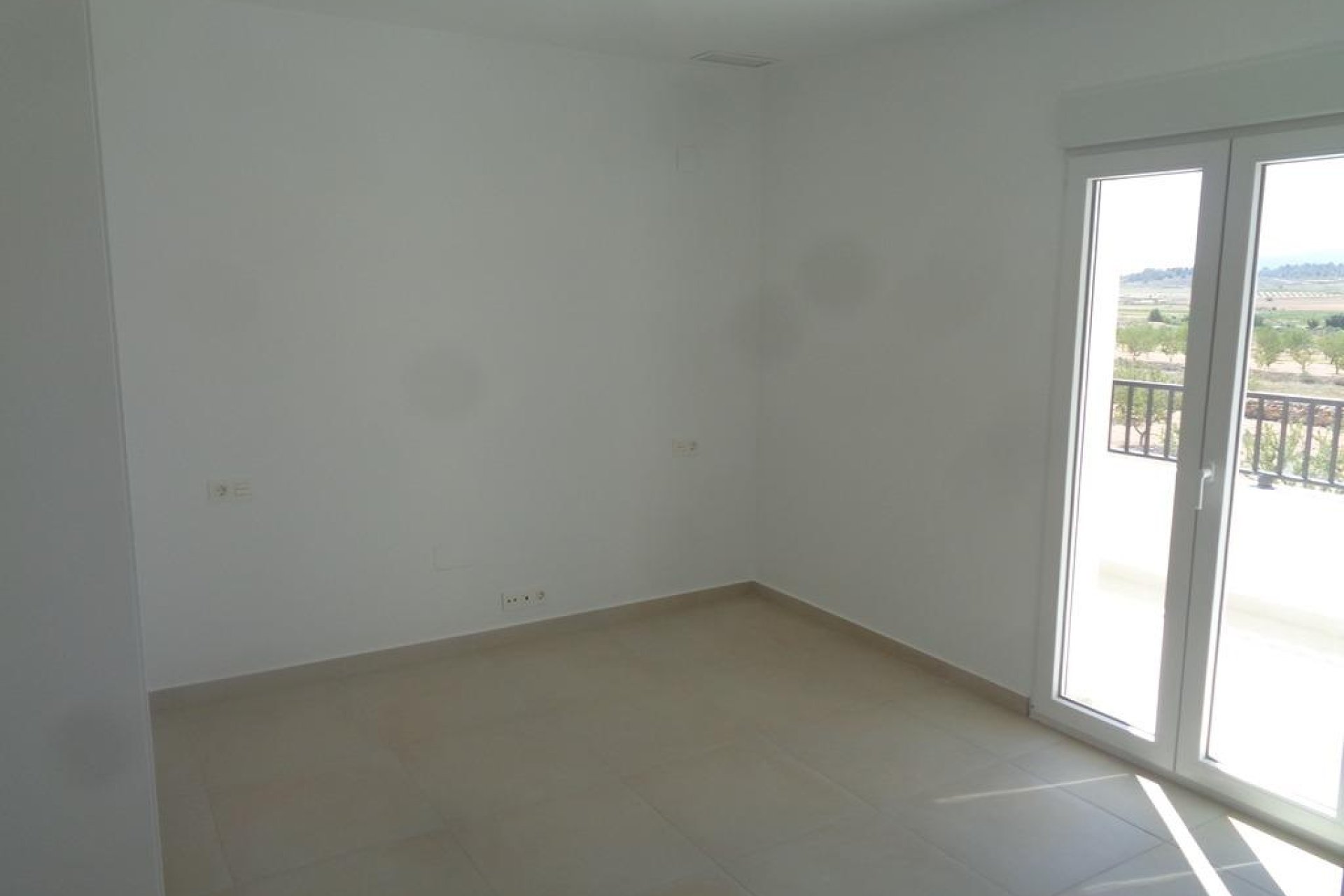Obra nueva - Independiente / Villa -
Pinoso - Camino Del Prado