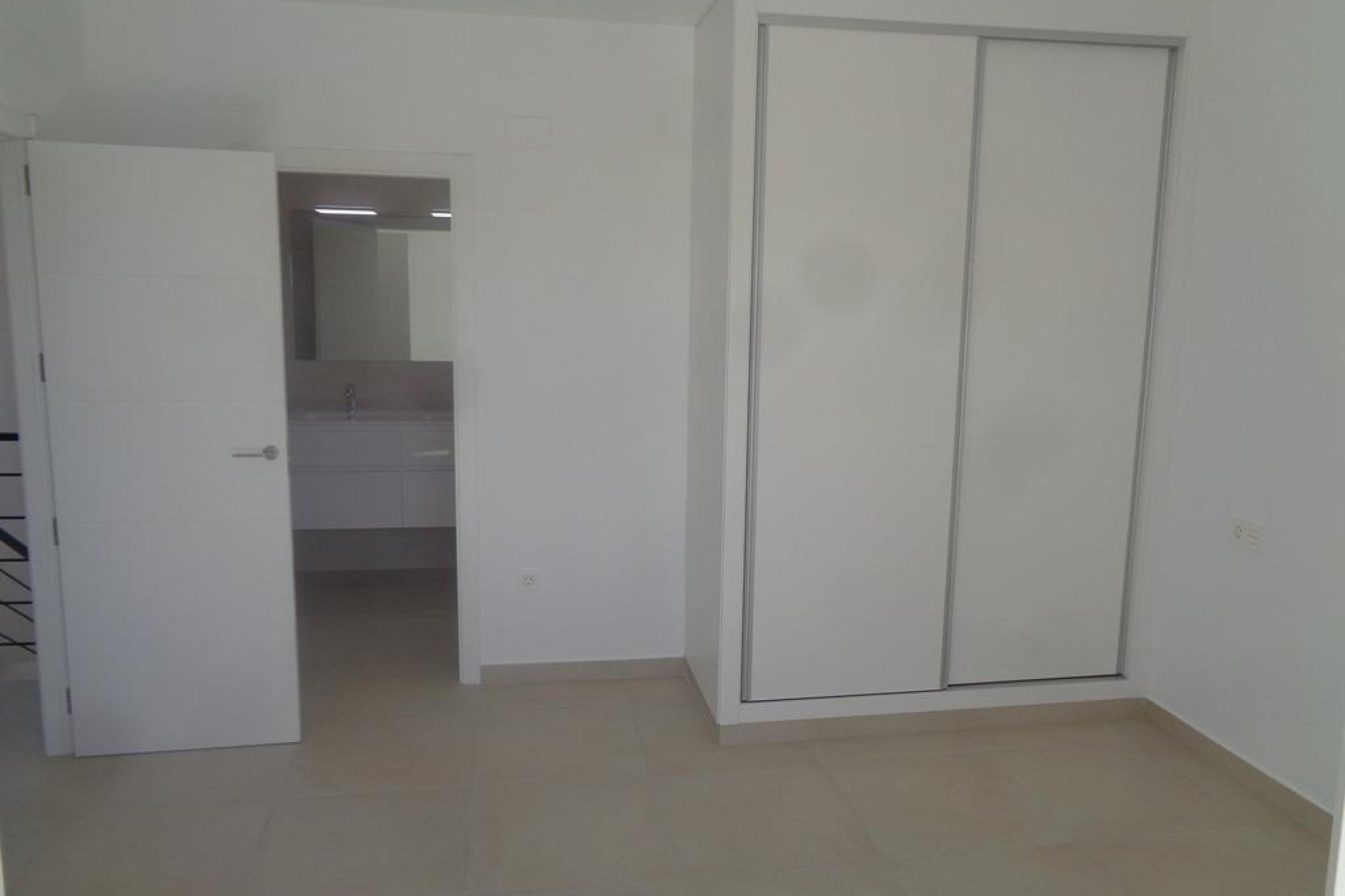 Obra nueva - Independiente / Villa -
Pinoso - Camino Del Prado