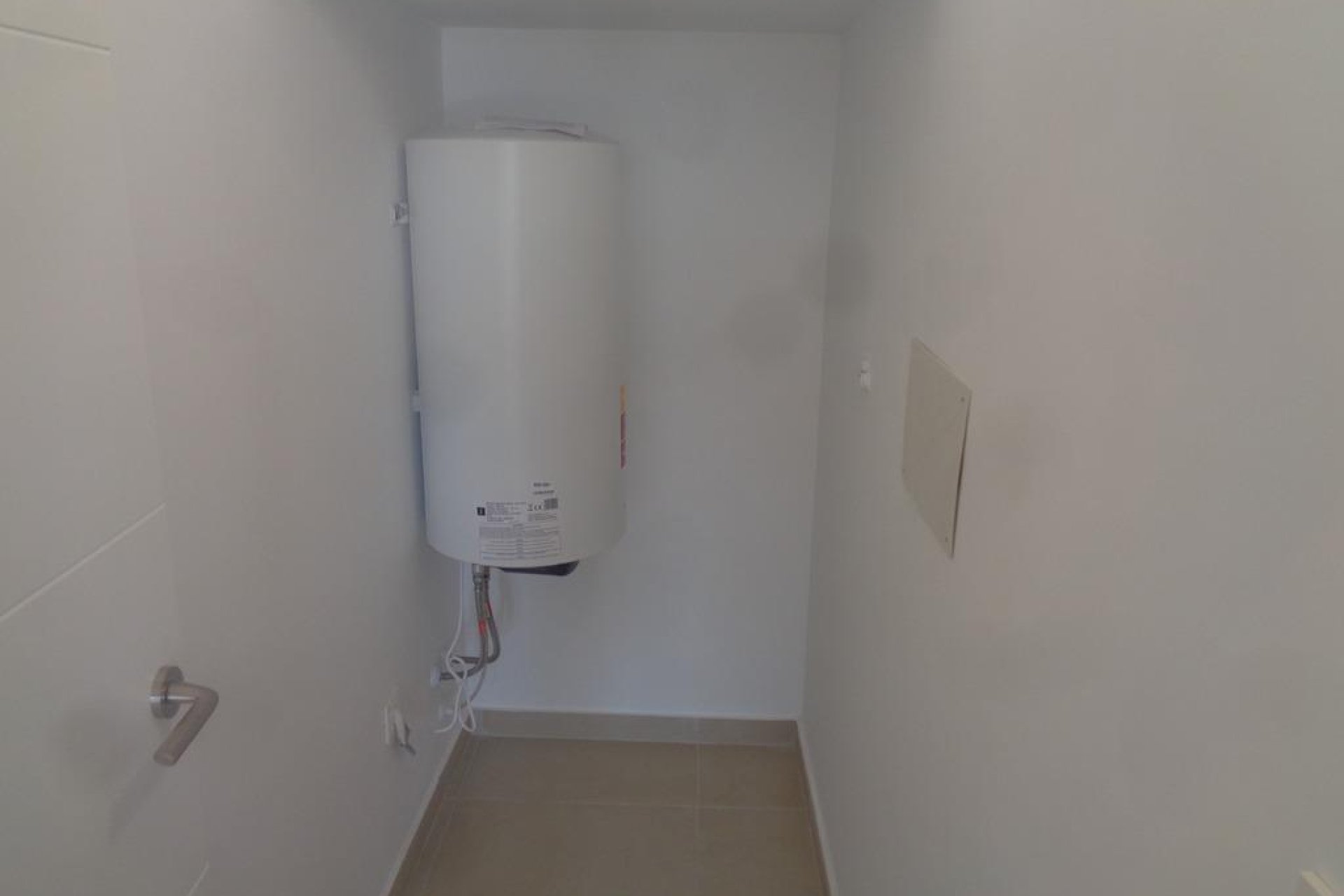 Obra nueva - Independiente / Villa -
Pinoso - Camino Del Prado